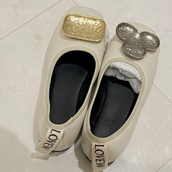 LOEWE STYLE LOAFER (BRAND NEW) - Picture 2 of 4